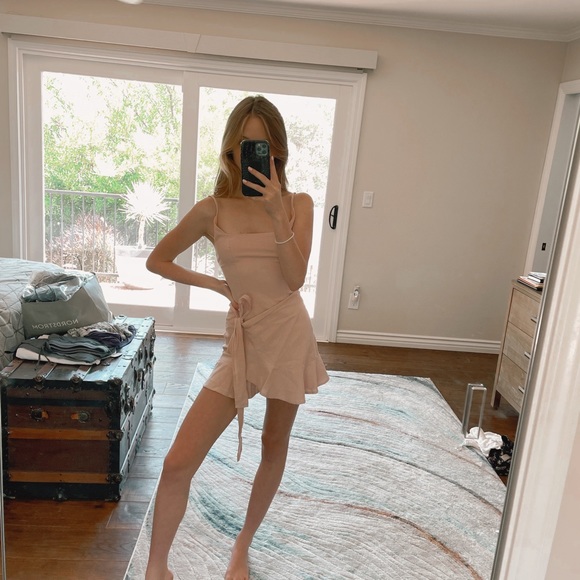 Princess Polly Dress - Picture 3 of 3